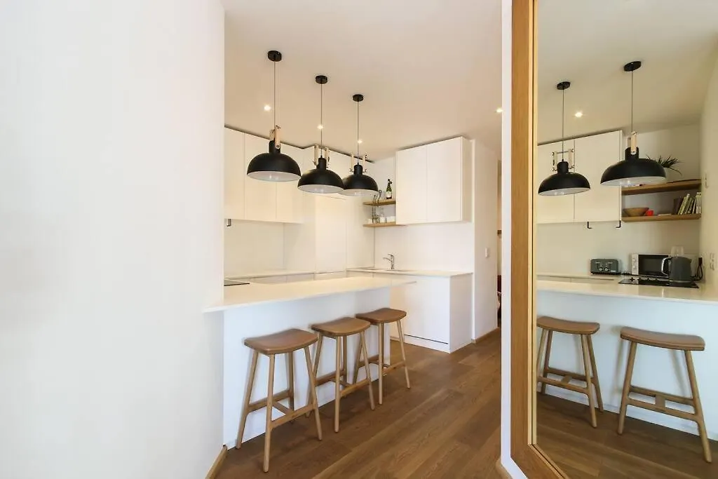 Spacious Sea Facing One Bedroom Apartment Cape Town 0*,  South Africa