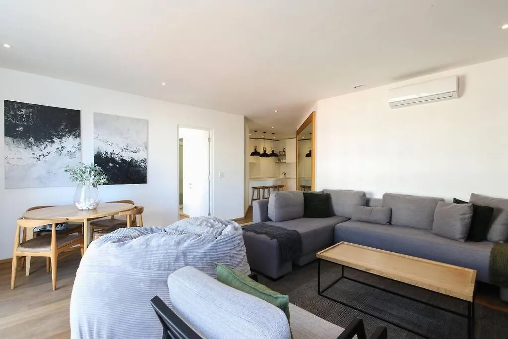 Spacious Sea Facing One Bedroom Apartment Cape Town 0*,  South Africa